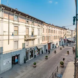Appartamento Piazza Garibaldi - Affitti Brevi Italia, Brescia